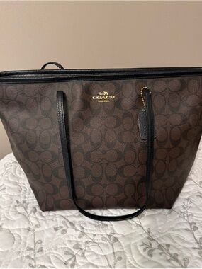 Coach Brown Signature Tote with Black Straps and Gold Logo